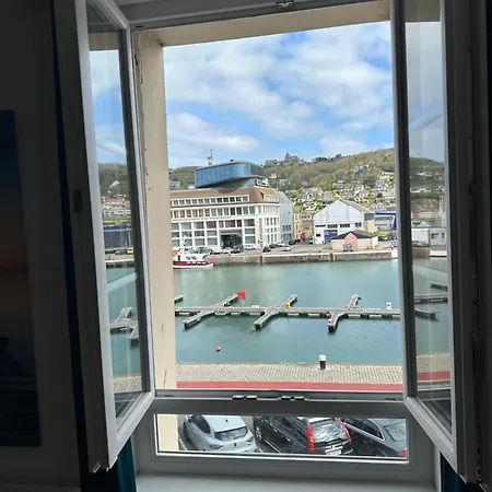 Captain Yoo - Pieds Dans L'eau - Face Au Port * フェカン